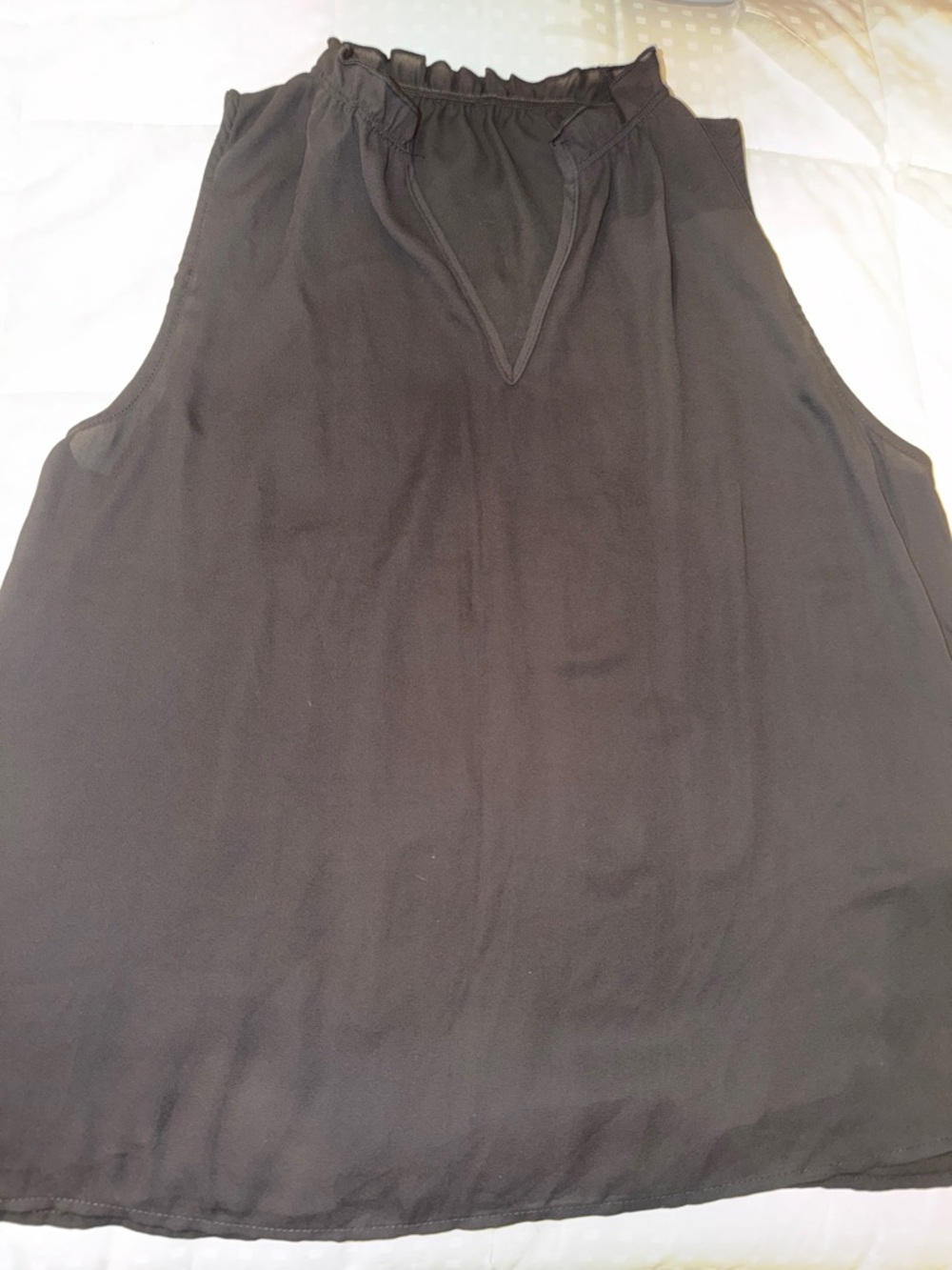 SHEIN Black High-Neck Sleeveless Camisole